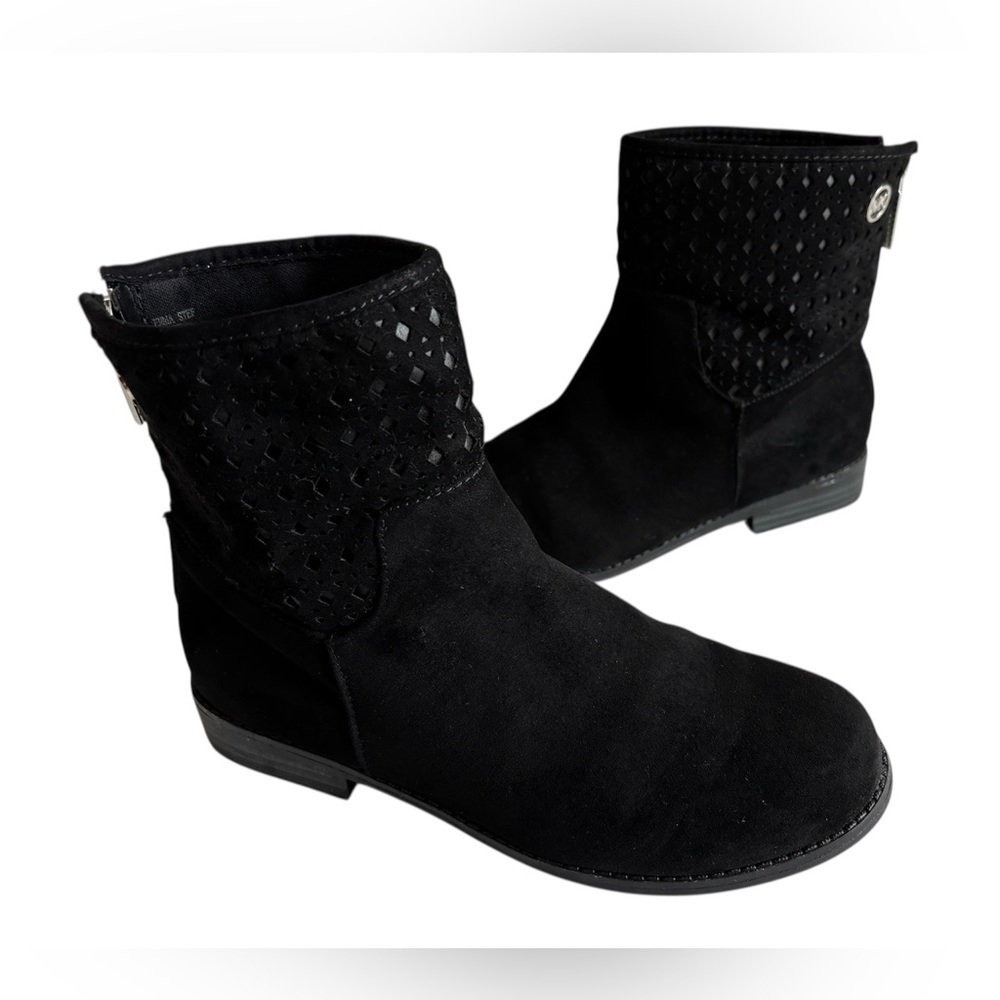 Michael Kors Booties Black Ankle with Cutout Design Faux Suede Size 3